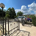 Apartment студио галерия - Galeria *