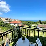 Apartment студио галерия - Galeria