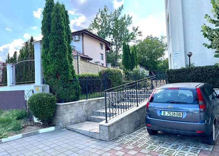 студио галерия - Galeria * ビャラ