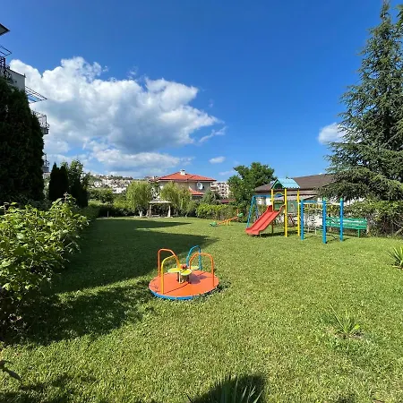 Apartment студио галерия - Galeria *