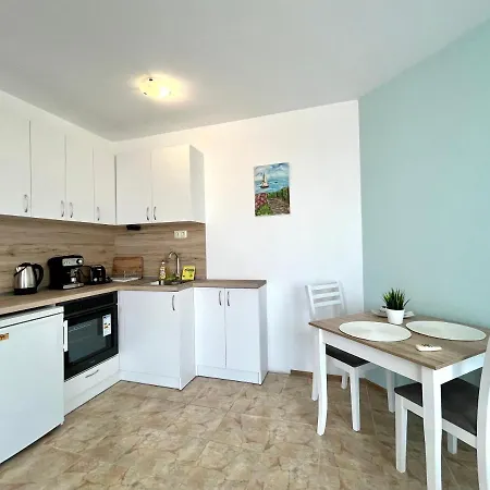 Appartamento студио галерия - Galeria Byala (Varna)